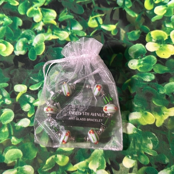 Facets 5th Avenue Art Glass Bracelet Stretchy Fashion Jewelry Green Yellow NEW - Picture 2 of 6